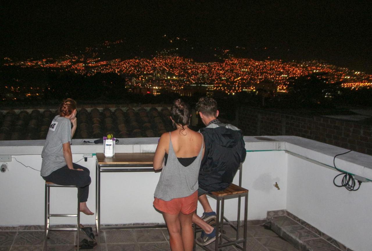 Nomad Hostel Medellin Exterior photo